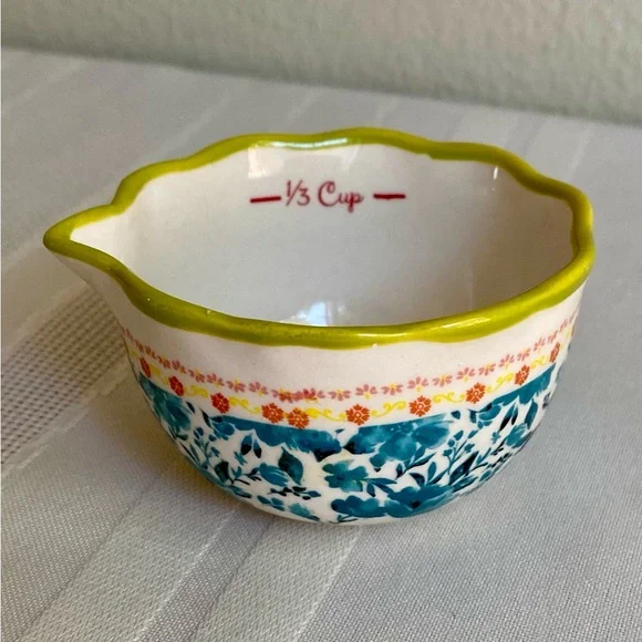 The Pioneer Woman Measuring Cup Set - Picture 9 of 16